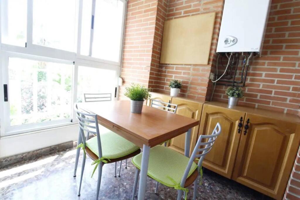 Playa Malvarrosa House Appartement *